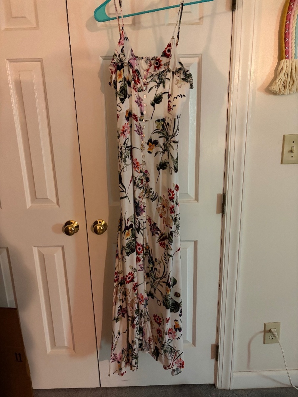 Vestique Maxi Dress